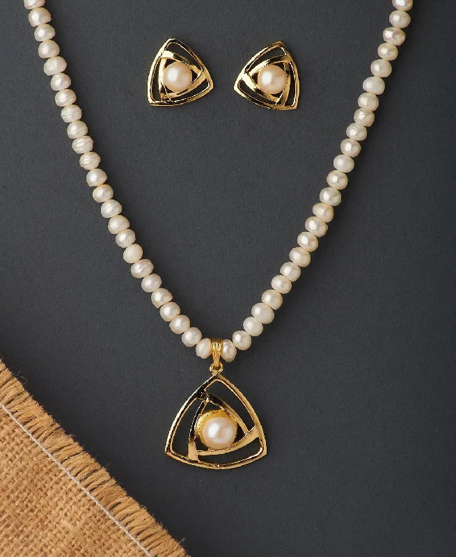 Worn style necklaces-Elegant Real Pearl Necklace Set