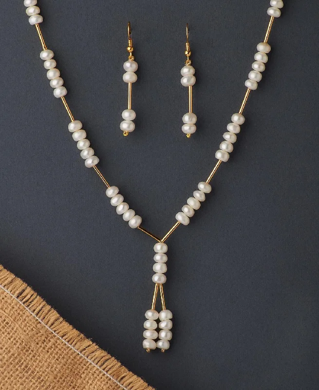 Coiled cord necklaces-Classy Real Pearl Necklace Set