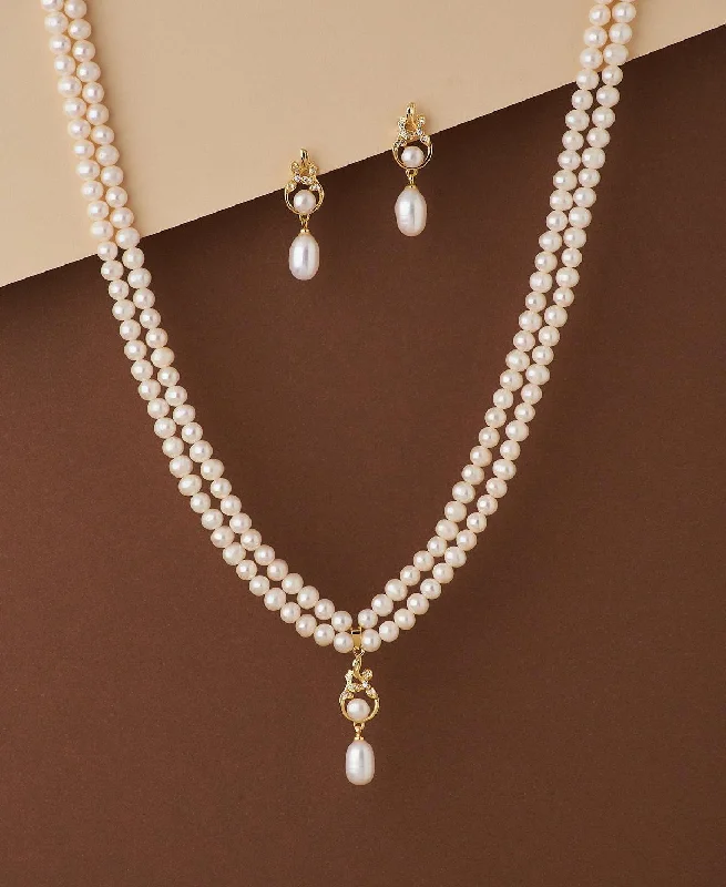 Bow knot necklaces-Elegant Stone Studded Pearl Necklace Set