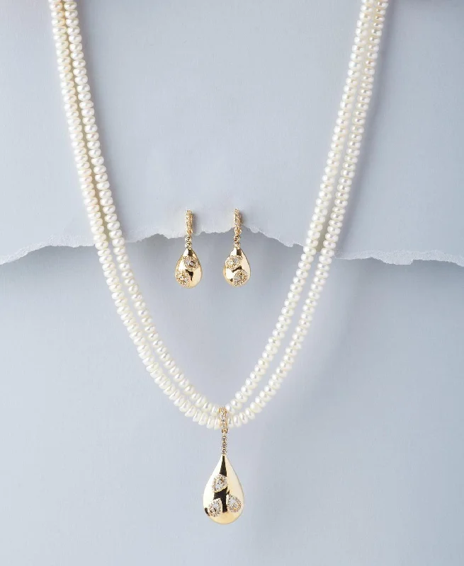 Thick collar necklaces-Elegant Pearl Necklace Set