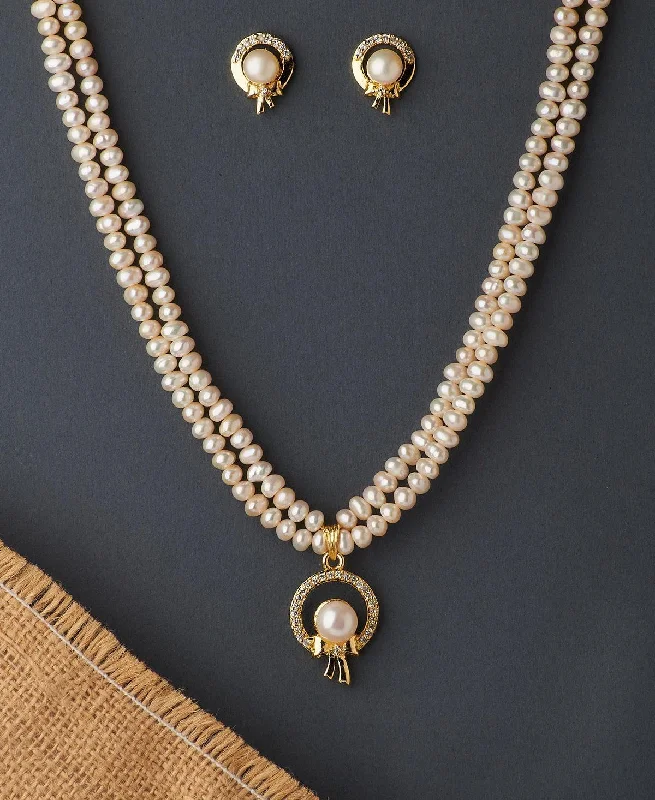 Secure clasp necklaces-Classy Real Pearl Necklace Set