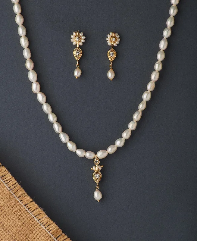 Oval shape necklaces-Elegant Real Pearl Necklace Set