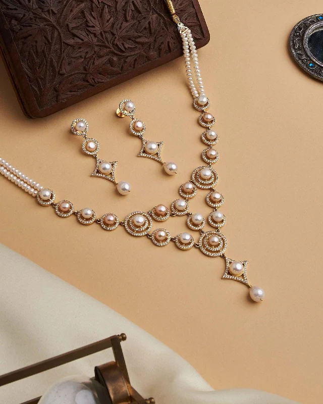 Wave pattern necklaces-Dual Tone Pearl and Stone Necklace Set