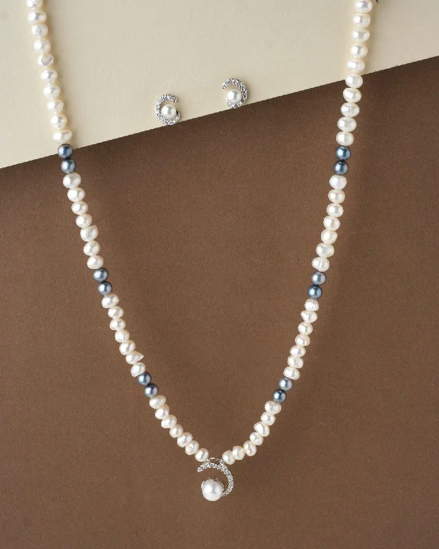 Java style necklaces-Exquisite Real Pearl Necklace Set