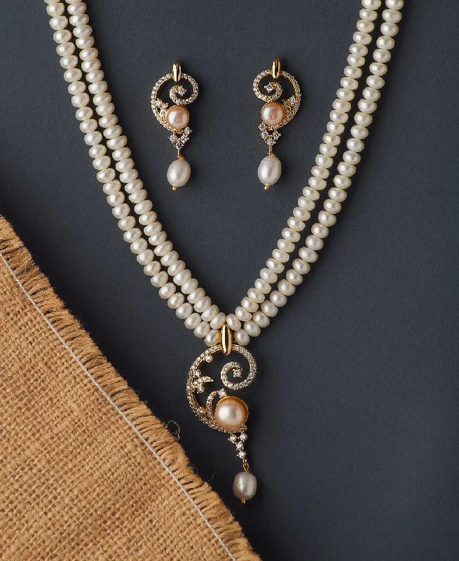 Coiled cord necklaces-Delightful Real Pearl Necklace Set