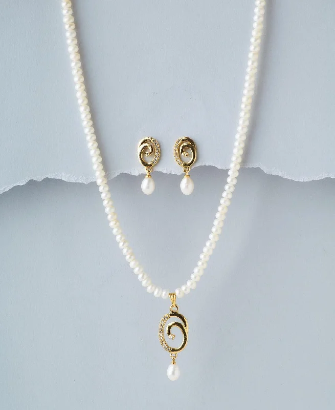 Thin enamel necklaces-Elegant Pearl Necklace Set