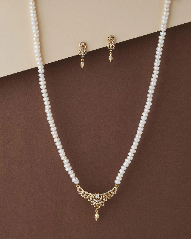 Tribal medallion necklaces-Elegant Real Pearl Necklace Set