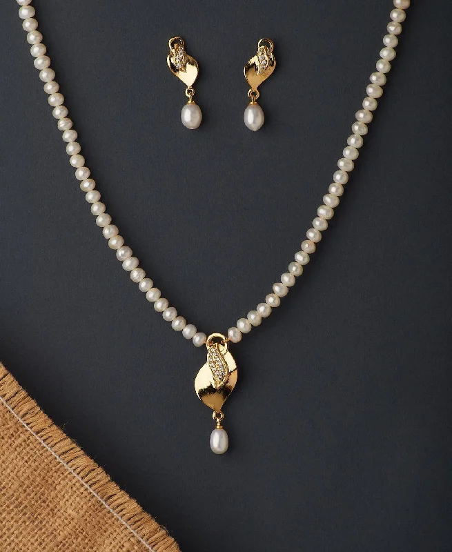 Full moon necklaces-Elegant Real Pearl Necklace Set