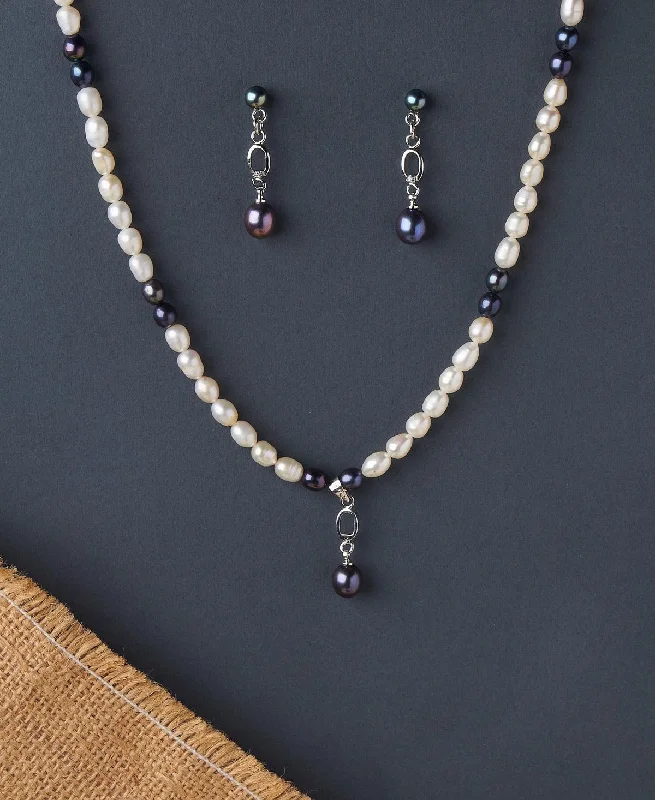 Peace eye necklaces-Elegant Pearl Necklace Set