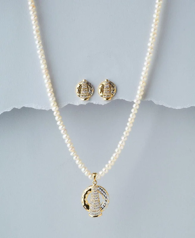 Multi-strand necklaces-Elegant Pearl Necklace Set